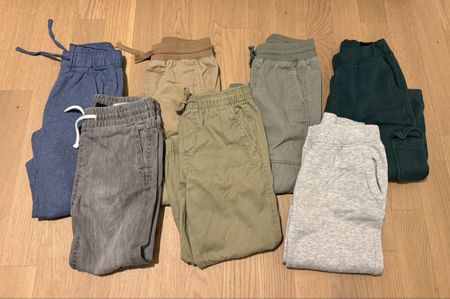 7 Jungen Hosen Set
