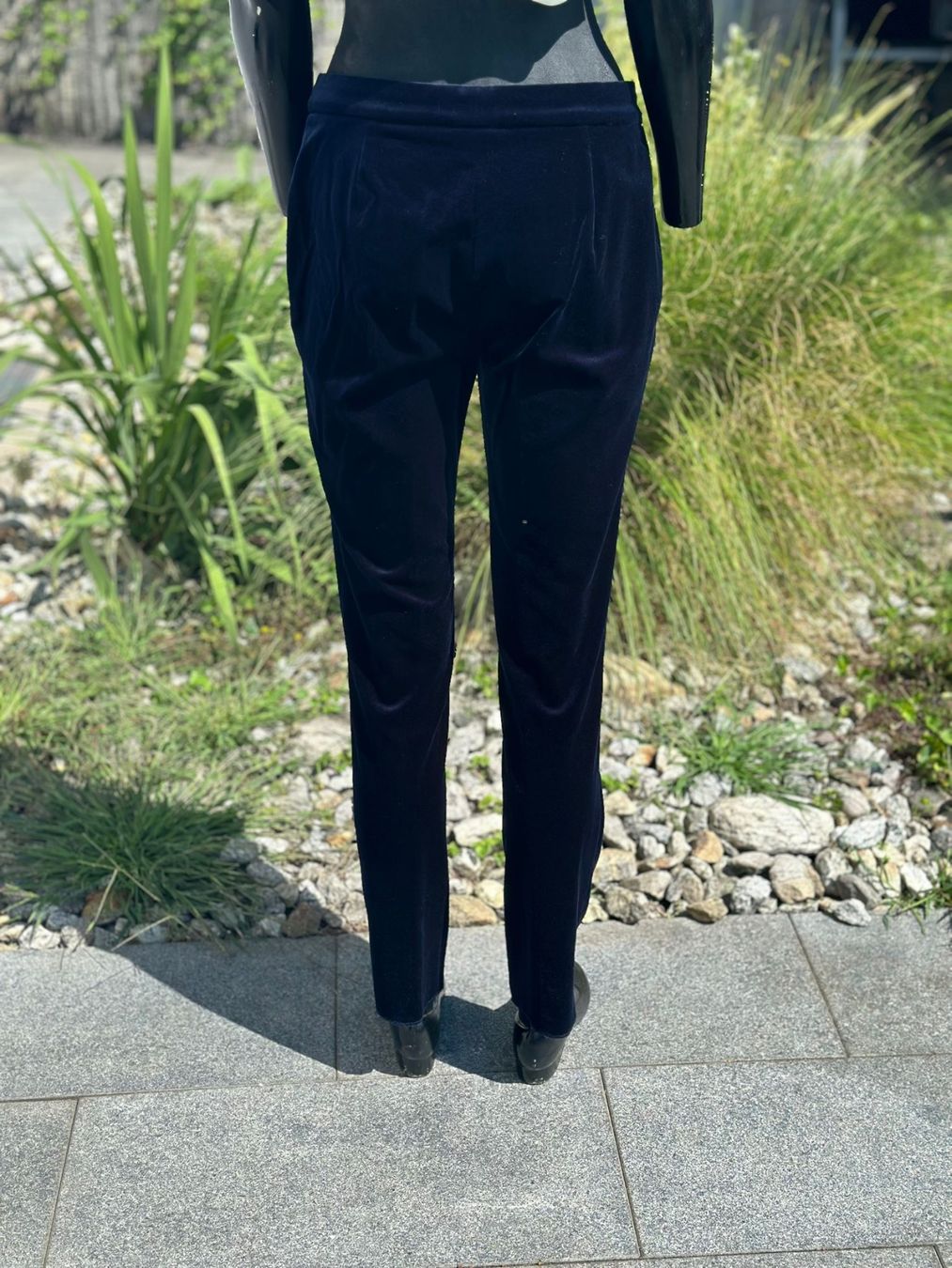 Max Mara Pantaloni: MaxMara Samthose Gr. 36 dunkelblau Top Zustand Neu – Nuovo (secondo la descrizione) da Zufikon venduto da Modestil365 2