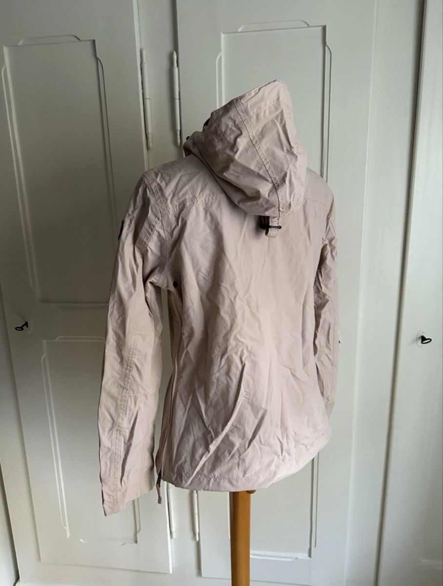 Jacken: Napapijri Anorak Damen rosa – Gebraucht aus Uster von sandi_95 2