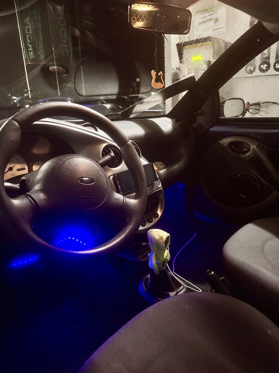 Ford Autos: Ford Ka – D'occasion à Cresciano par men_h6sv 5