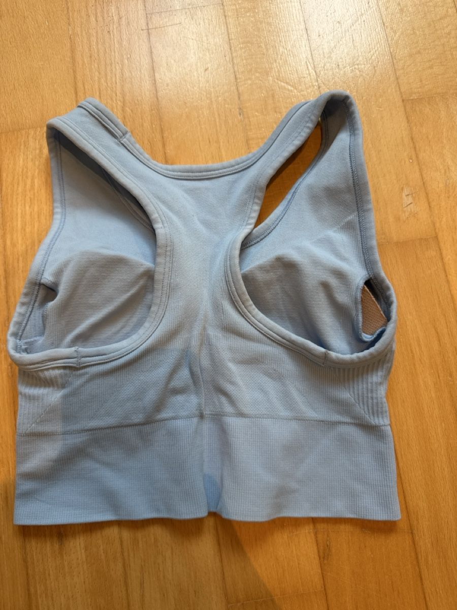 Under Armour Altra biancheria intima: Sport BH – Nuovo (secondo la descrizione) da Turgi venduto da fabienne53 2