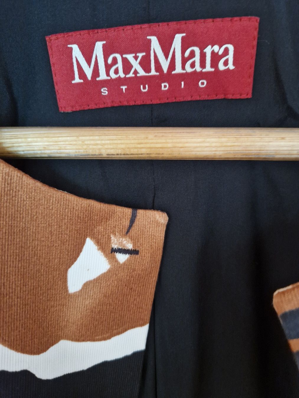 Max Mara Lotti di vestiti: Kleid und Mantel Max Mara – Usato da Wilen (Sarnen) venduto da Ponok 1