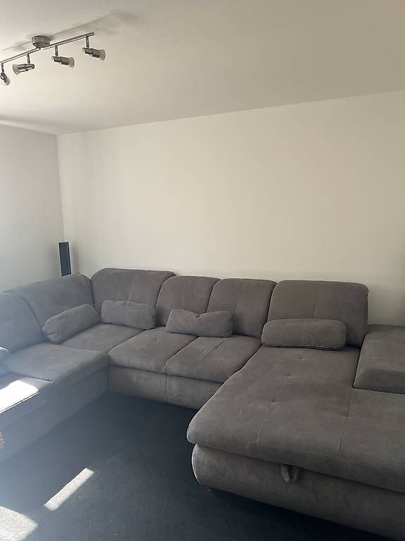 Divani: Sofa XXL Wohnlandschaft – Usato da Vaduz venduto da Sharon.W 2