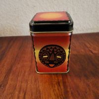 Schöne Vintage Blechdose mit Afrika Motiv.