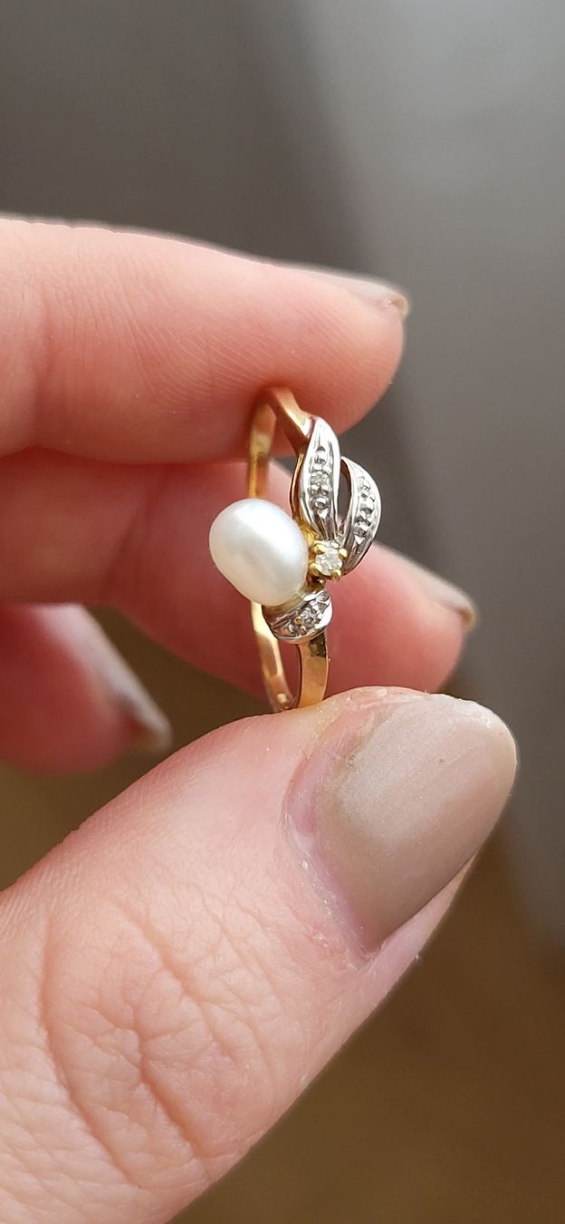 Bagues: Fantastischer Perlenring mit 3 Diamanten – Neuf (Voir description) à Unterägeri par Altgoldschmuck