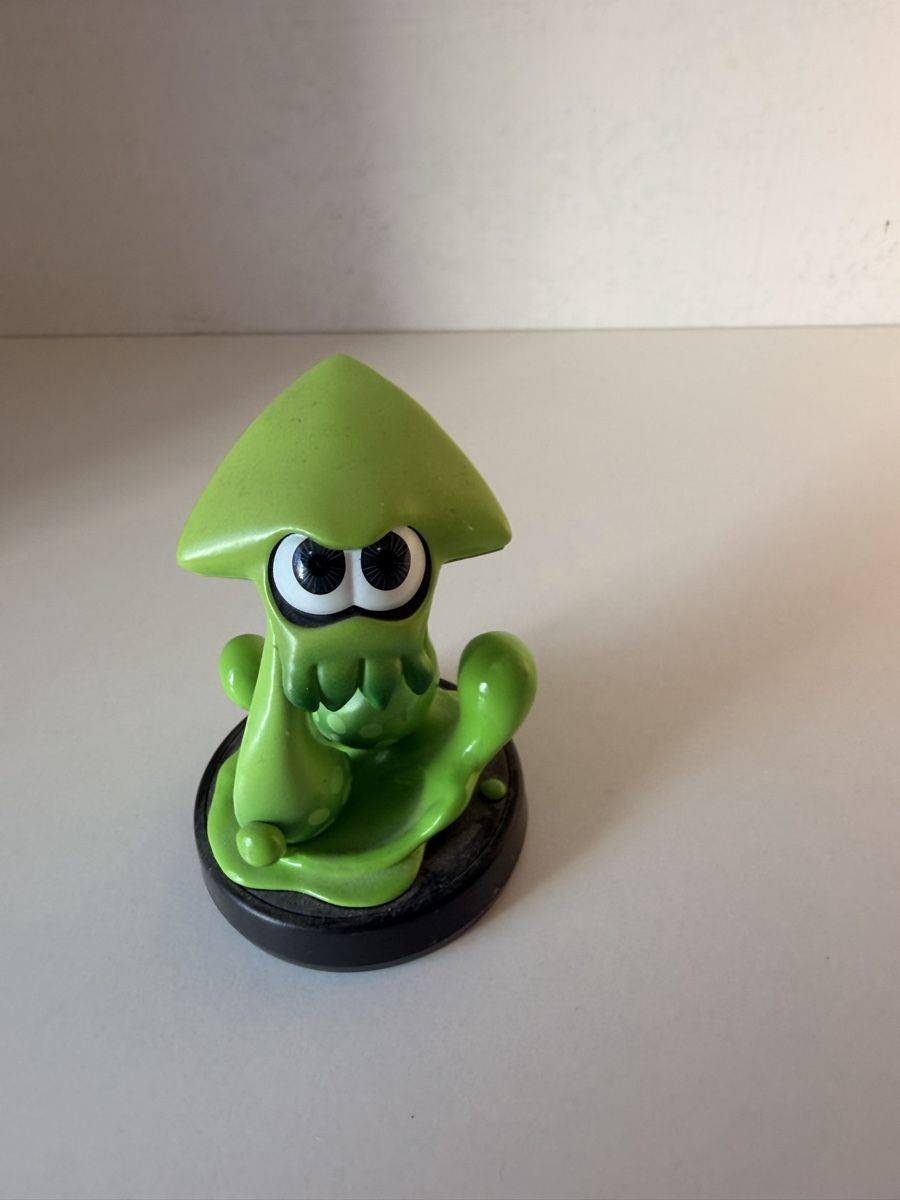 Nintendo Figuren: Figurine Amiibo vert Splatoon bon état – Gebraucht aus Meyrin von bon_djk5