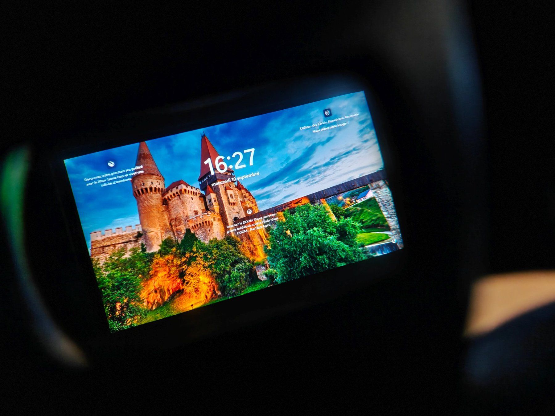 Televisori: Sony HMZ-T2 HMD / personal video viewer – Usato da Payerne venduto da Kilrah 1