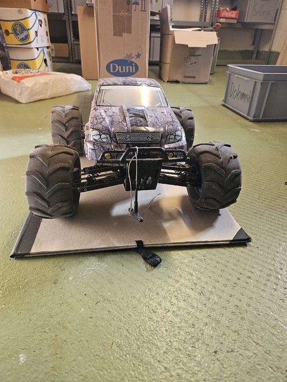 REELY Earth Crusher 4x4 2-Takt RC Auto von Conrad (Defekt) in Zürich ...