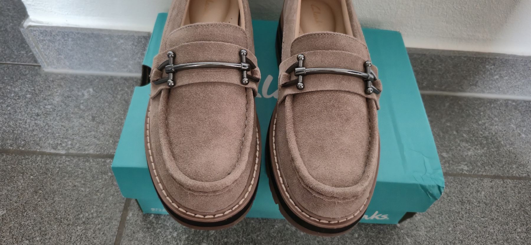 Clarks Scarpe da donna: Clarks Orianna Bit Leder  – Nuovo e nell'imballaggio originale da Neerach venduto da schul_man 7