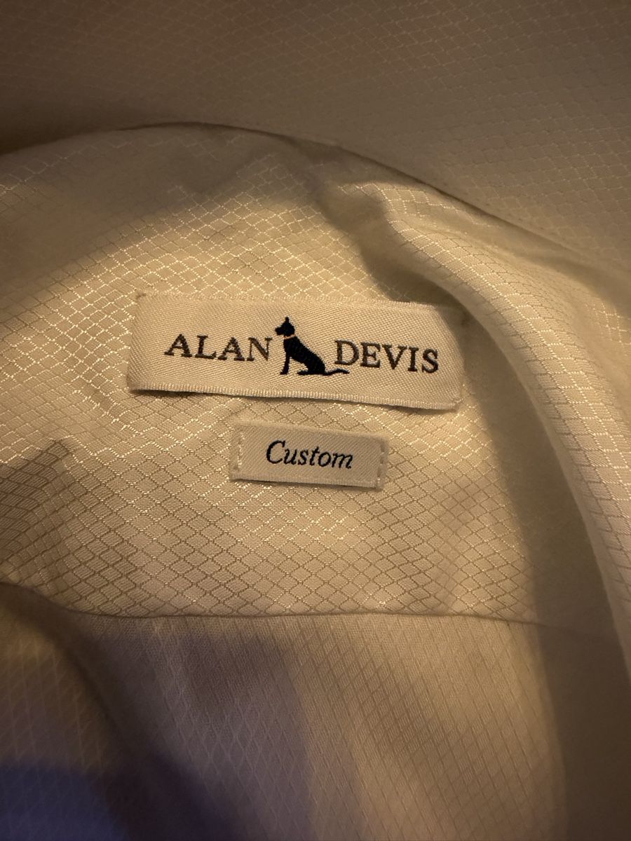 Chemises: Alan Devis Galahemd, Gr. 45, Weiss, Top Zustand! – D'occasion à Schindellegi par netcrack13 2