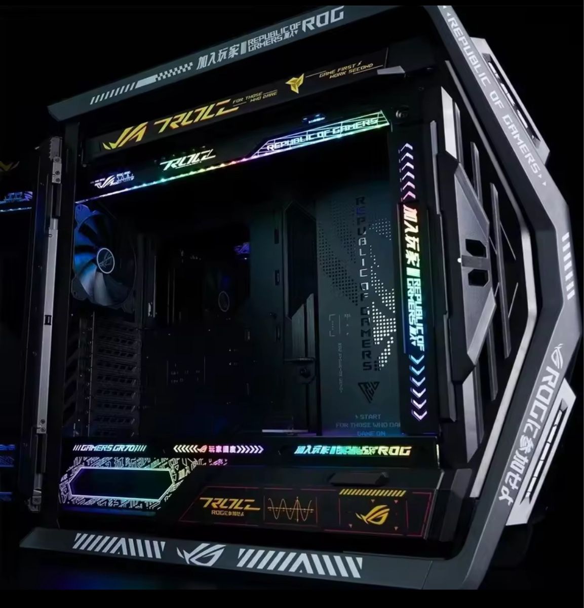 Asus Boîtiers: ASUS ROG Hyperion GR701 – D'occasion à Moosseedorf par Slowwdown 2