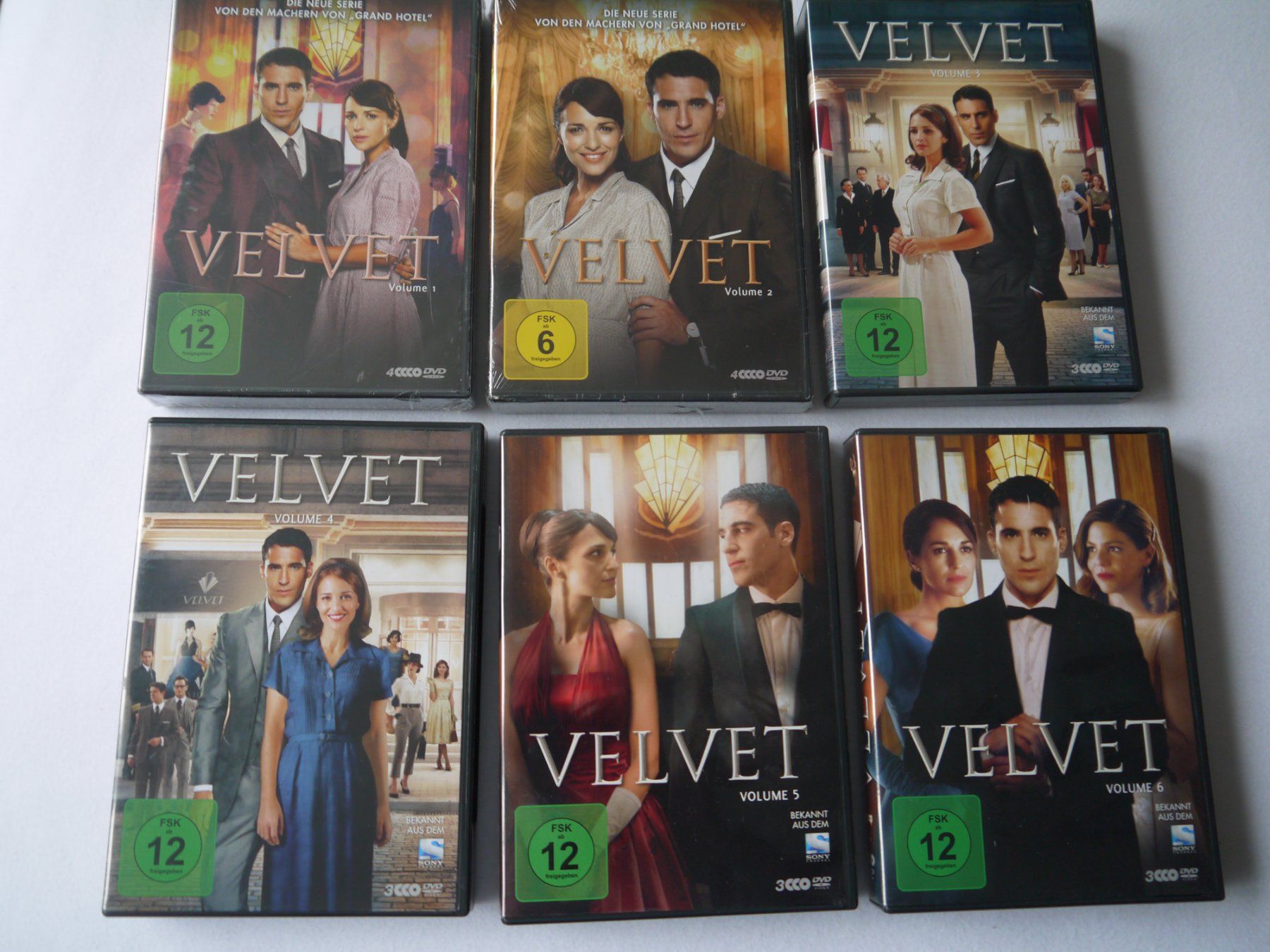 Tutti i DVDs: VELVET - Staffel  1-6 DVD – Usato da Hagendorn venduto da Blaf