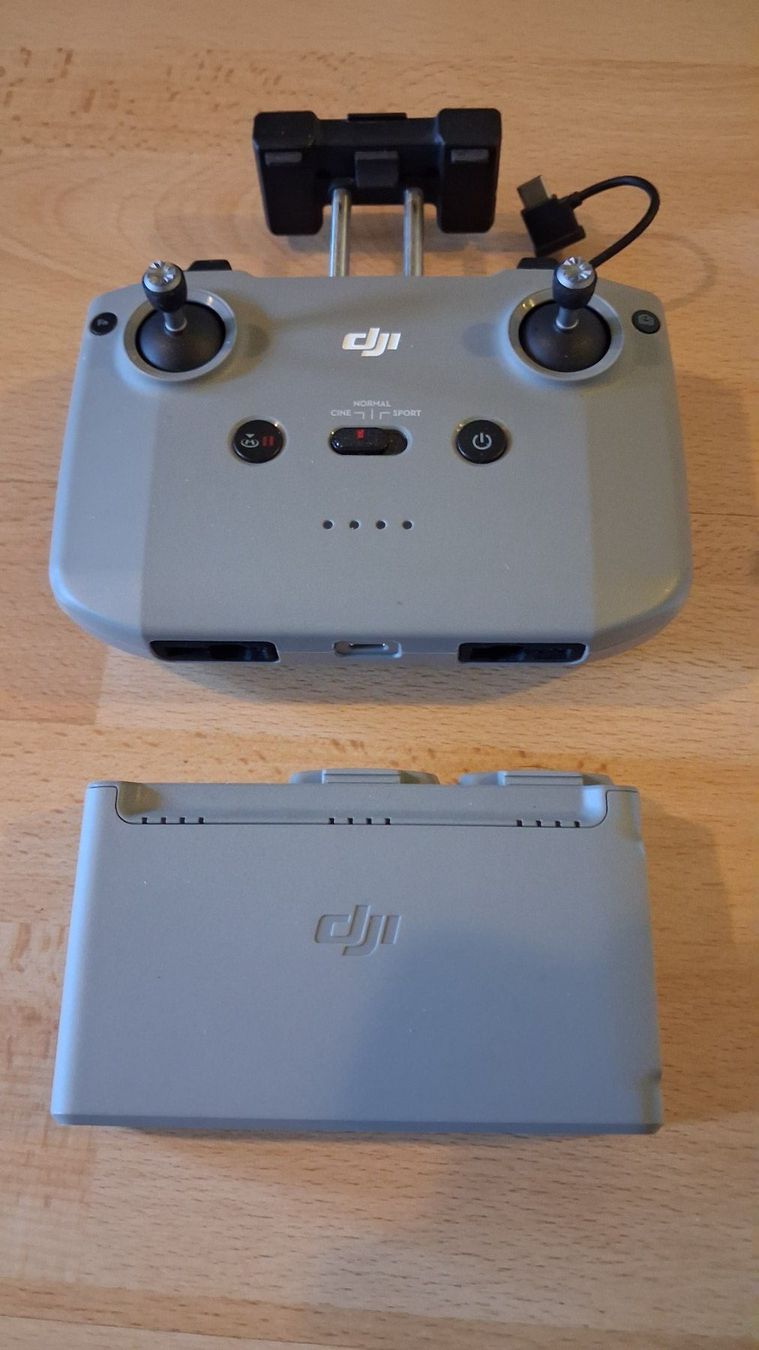 DJI Modellismo RC: Drone DJI Mini 2 avec télécommande état d'occasion – Usato da Fribourg venduto da mar_wd7v 3