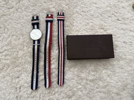 Daniel Wellington Uhr mit 2 zusätzlichen Armbändern. Top!