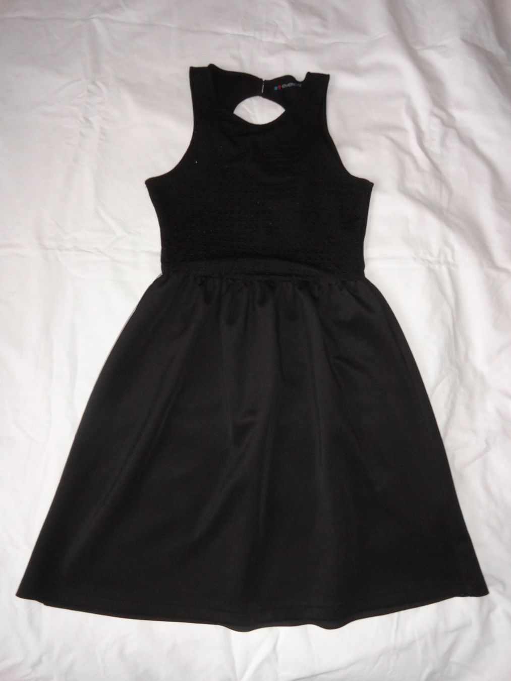 Vestiti: Robe Even & Odd T S – Usato da Gampelen venduto da Mari60