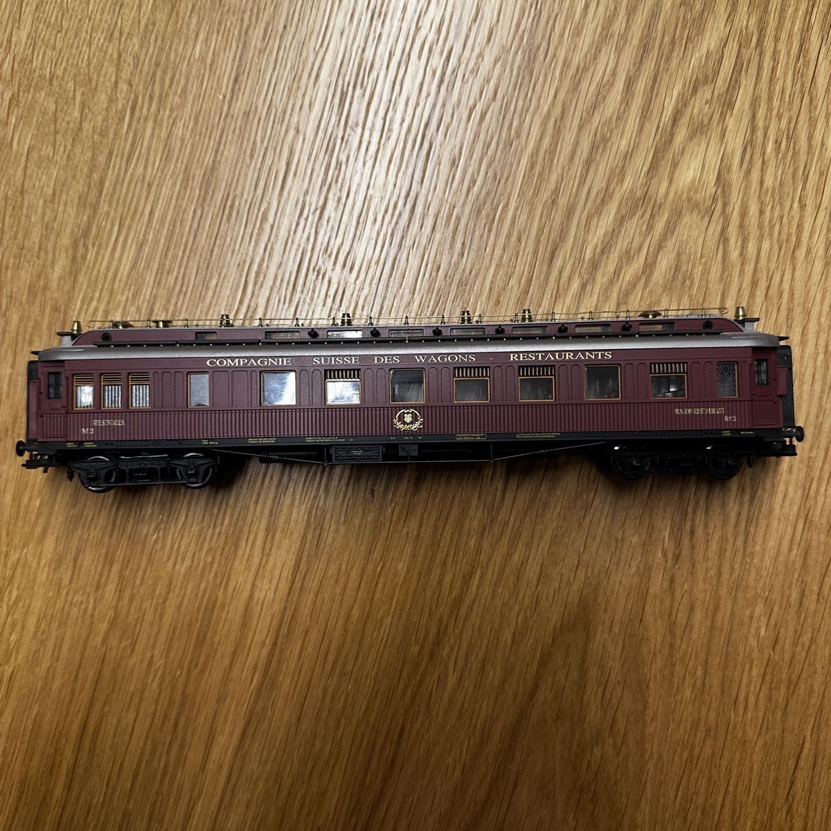 Liliput Modellini di ferrovie: H0 Speisewagen Retro RhB  – Nuovo (secondo la descrizione) da Rickenbach Sulz venduto da sil_pv8d