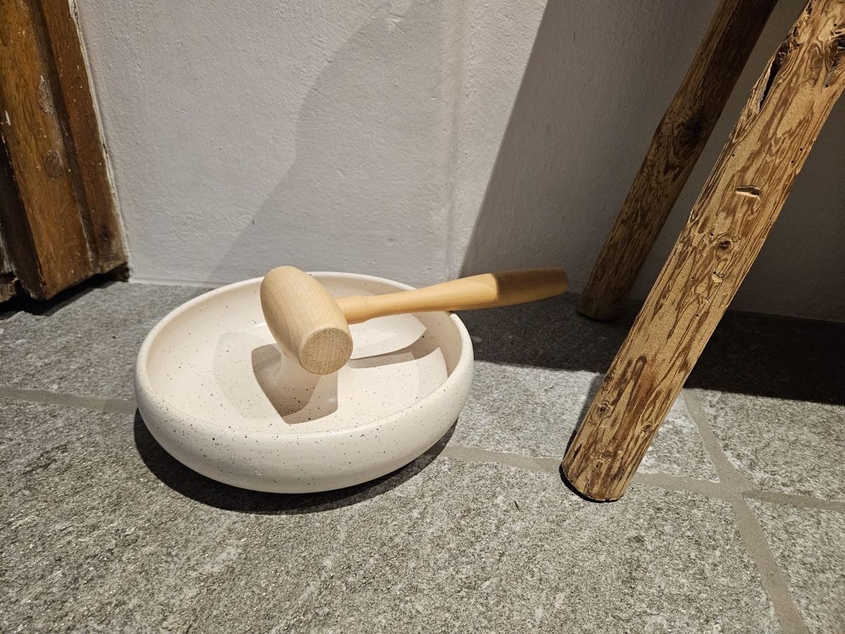 Ciotole: Schalennussknacker – Usato da Schaan venduto da Pepe6p