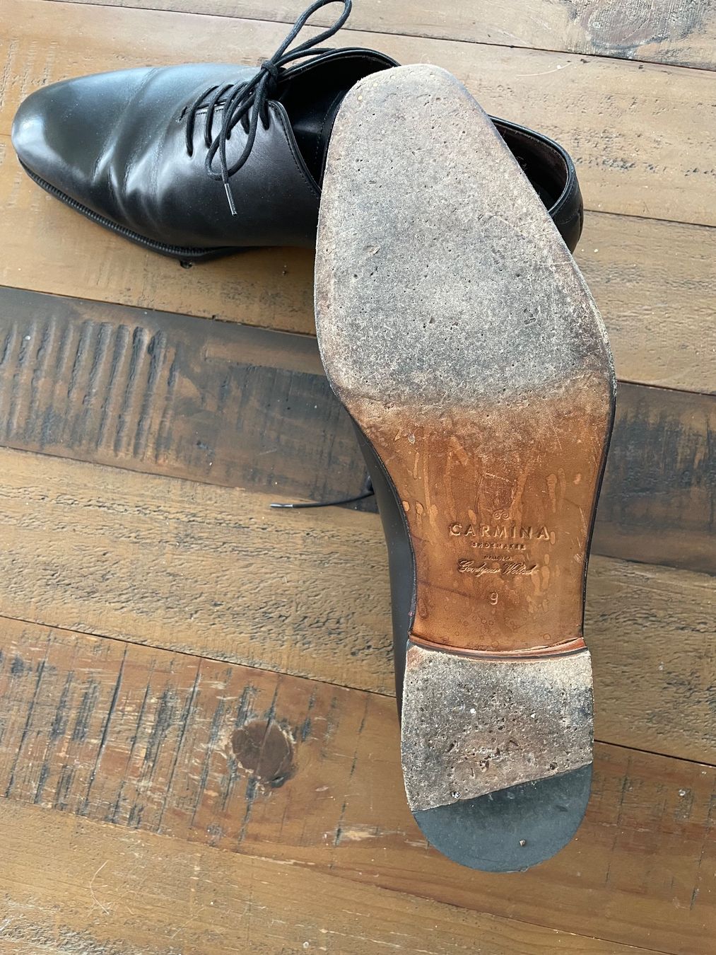 Scarpe da uomo: Carmina Wholecut Oxford 910 Rain, Schwarz, Größe 9 oder 43 – Usato da Zürich venduto da Braden 3