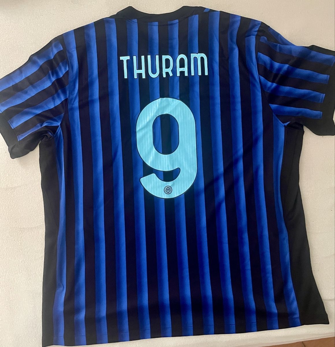 Nike Leibchen & Hosen: Inter Milan #10 Thuram – Gebraucht aus Bern von pet_fry9 1