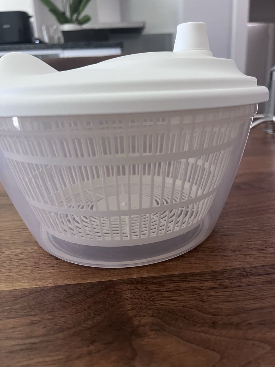 Appareils de cuisine: Salatschleuder weiss – D'occasion à Oftringen par Happyreni