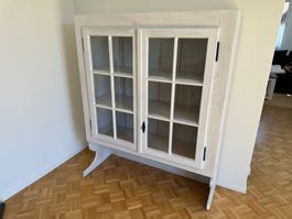 Weisses Buffet/Vitrine im Landhausstil, Vintage Look!