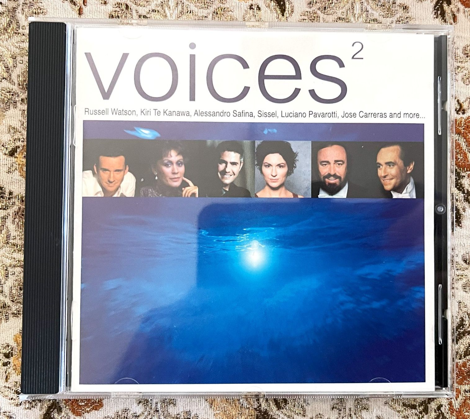 CDs: VOICES 2 CD – Gebraucht aus Oftringen von Vucki