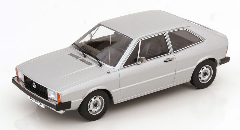 Volkswagen Modellini d'auto: VW SCIROCCO MK1 L 1975 SILBER 1:18 KK-SCALE – Nuovo e nell'imballaggio originale da Suhr venduto da Moebelsiralfred 1