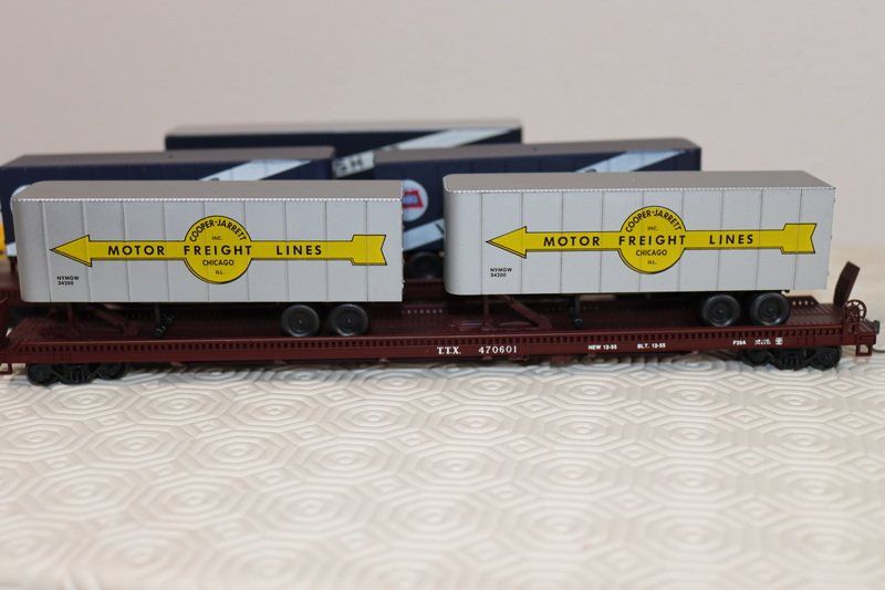 Trains électriques: 4 US Güterwagen ( 546 ) – D'occasion à Kerzers par Winu64 2