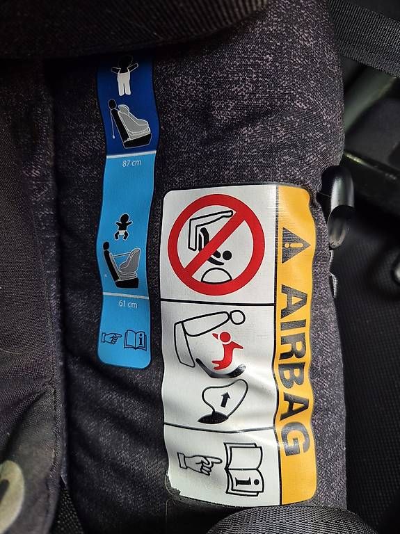 Auto-Kindersitze: Kindersitz bis 4 jährig – Gebraucht aus Horw von arco35 3