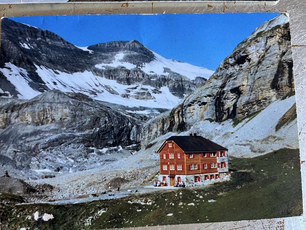 Cartoline postali: Originale Schweizer Alpen Hütten Postkarten, 4 Stück – Usato da Rüti ZH venduto da Walti0 4