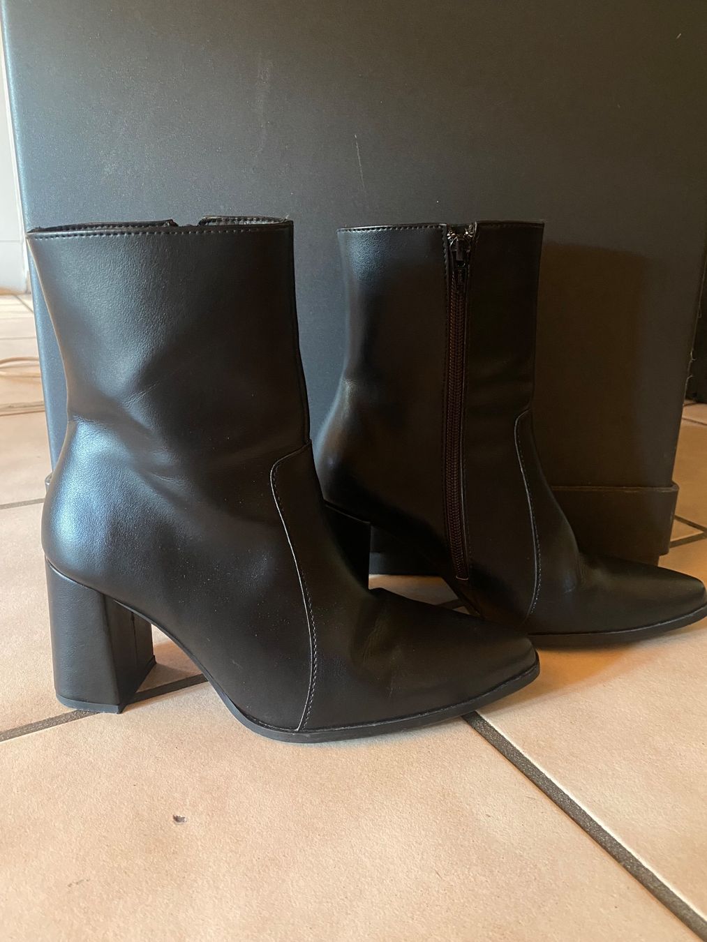 Damenschuhe: NAE Vegane Leder Stiefeletten – Gebraucht aus Delémont von sedlas 3
