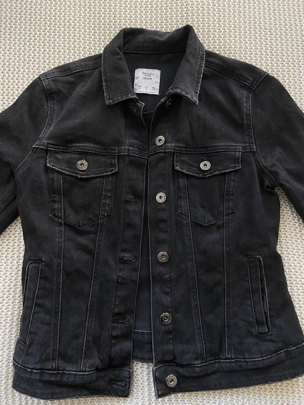 Bershka Giacche: Veste en jeans – Usato da Genève venduto da Evelina71 1