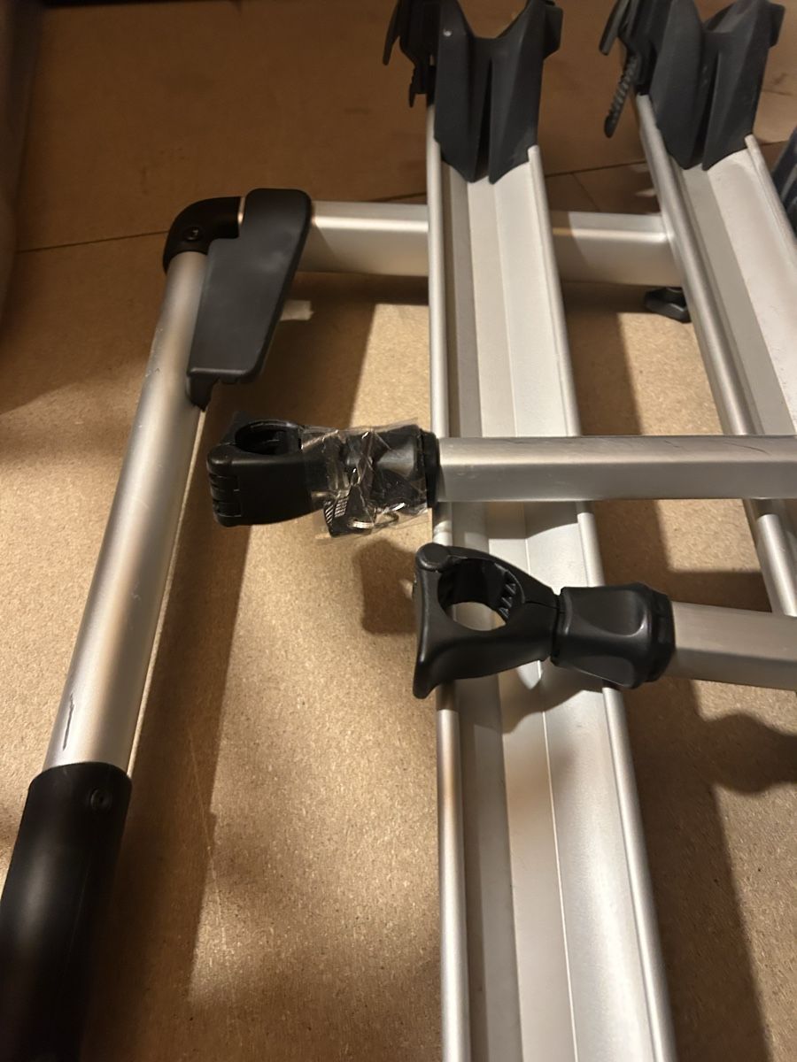 Thule Altri accessori per camping: Thule 3er Heckträger Vw T 6 – Usato da Brunnen venduto da Condia 4