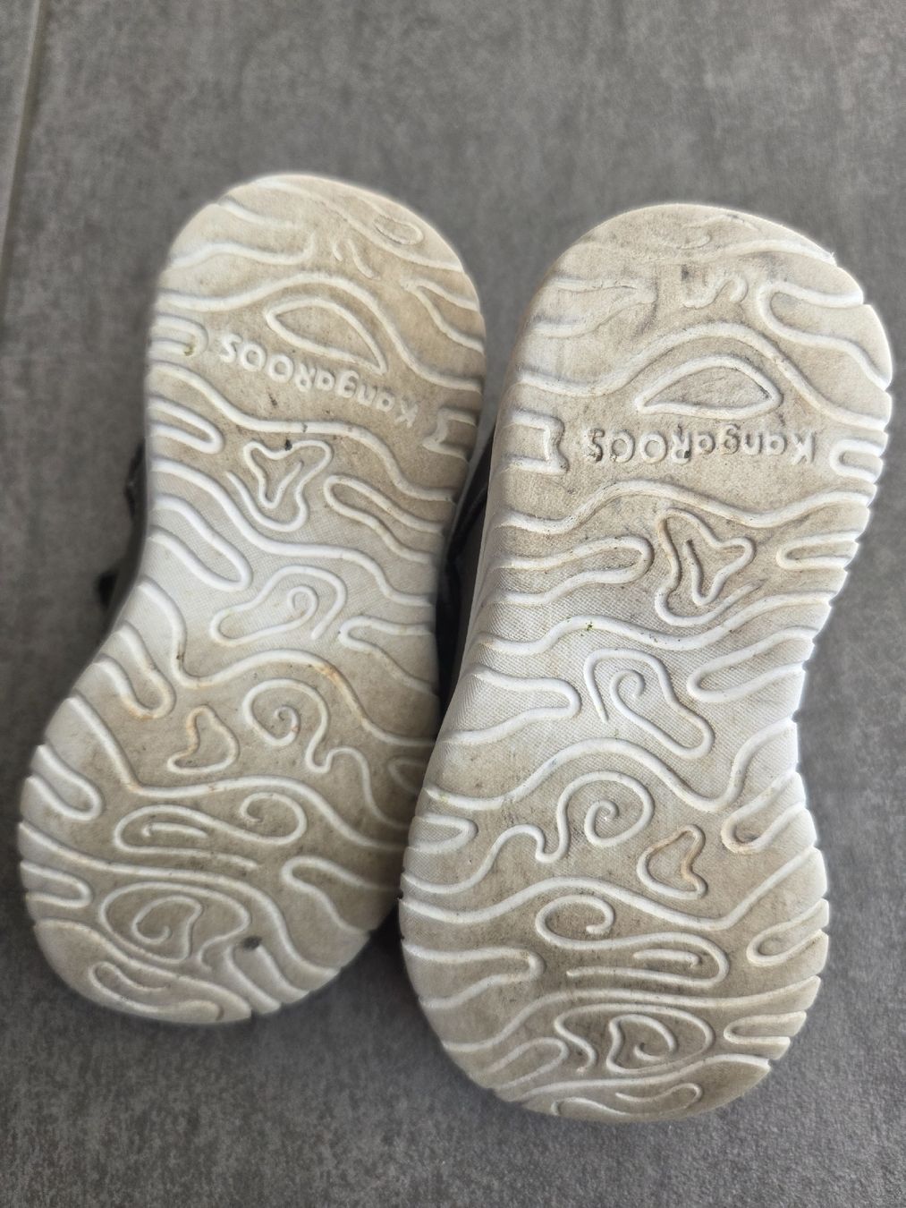 Scarpe per ragazzi: Kangaroos Sommerschuhe, Gr. 24 – Usato da Hüntwangen venduto da ManuM2014 5