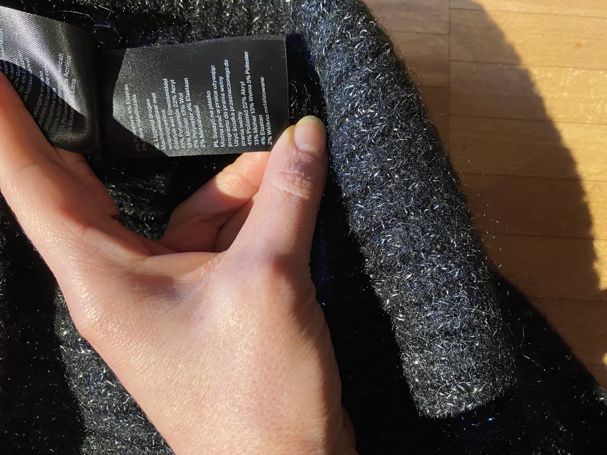 Weekday Pullover & Sweatshirts: Weekday Damen Pullover – Gebraucht aus Laupen BE von ole_l8gg 7