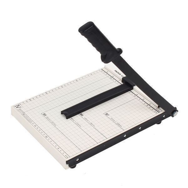Alle Maschinen: Papierschneider Schneidemaschine A4 – Neu (gemäss Beschreibung) aus Thun von keller001