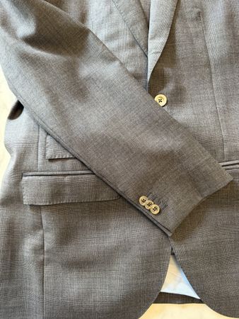 Hochwertiger Anzug mit 100% Merino-Wolle