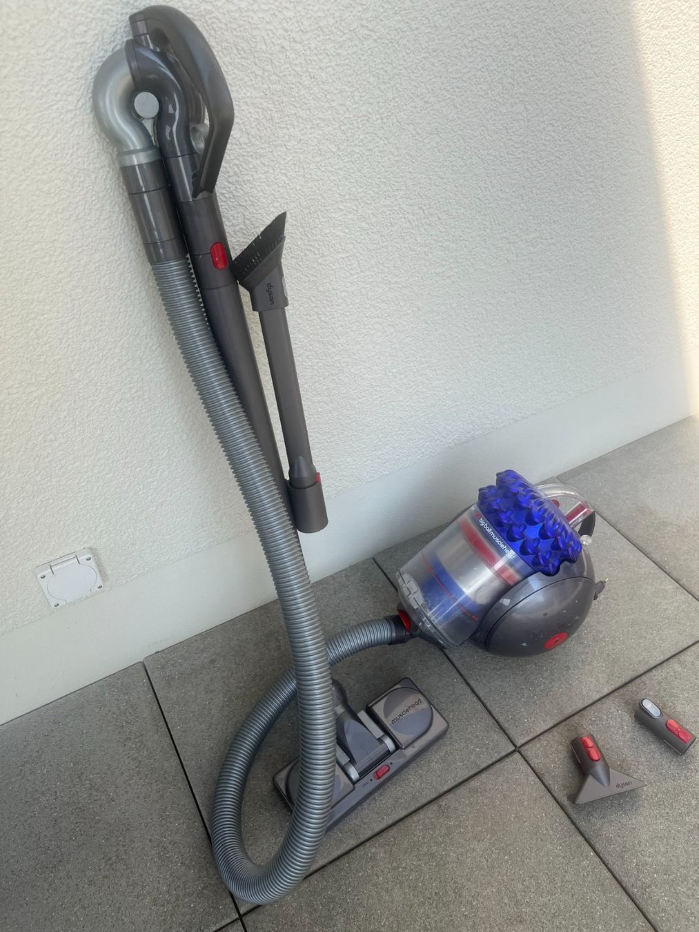 Dyson Aspirapolveri & Accessori: Dyson Cinetic BigMall Mus – Usato da Gränichen venduto da Ermittler 2
