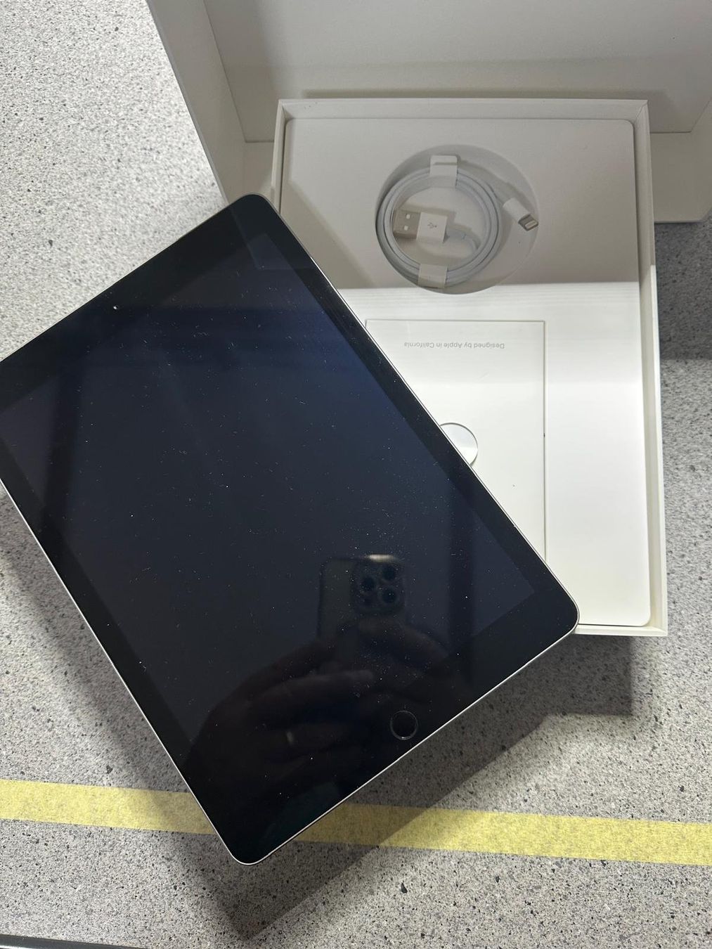 Apple Tablet PC: I Pad Apple – Gebraucht aus Wegenstetten von Aanfr 3