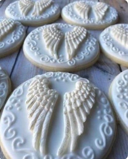 Teglie da forno: Giessform Silikonform Engelsflügel Paar – Nuovo e nell'imballaggio originale da Kaltbrunn venduto da schere-stein-papier 1