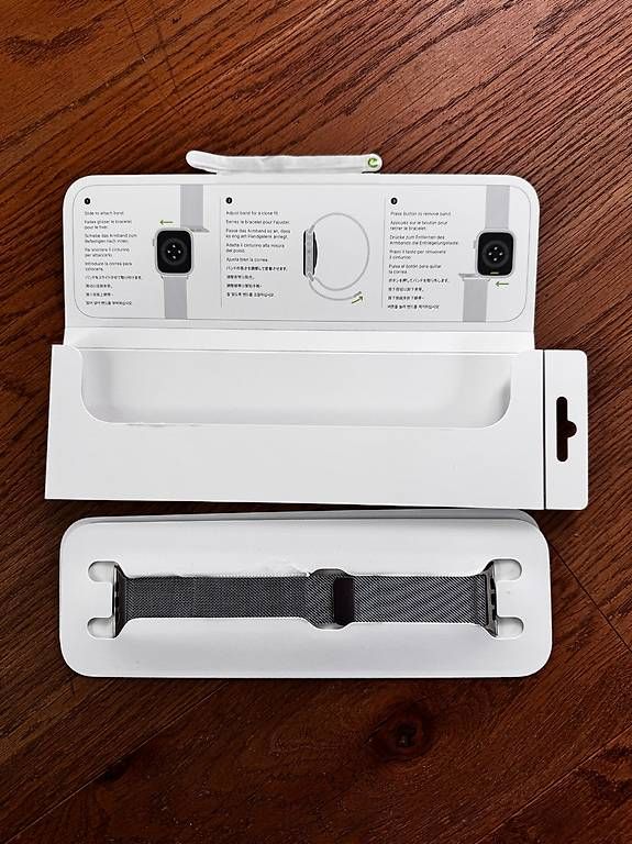 Bracciali & Braccialetti: Original Apple Watch Armband Milanese Loop Silver – Usato da Belp venduto da SUI_Montana 2