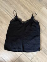 Schwarzes Spitzentop Grösse S