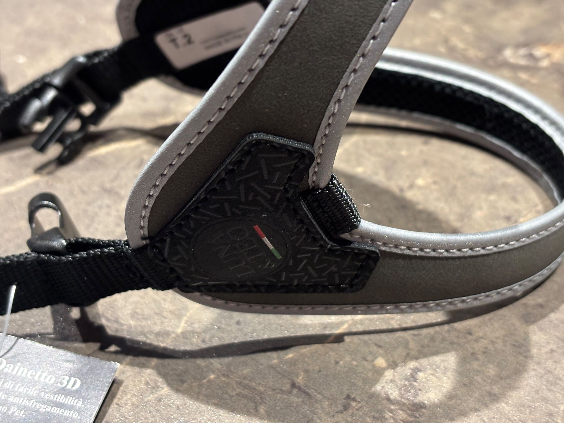 Guinzagli & Collari: Collier pour chien LUNA & TEO Taille 2 – Nuovo e nell'imballaggio originale da Hauterive NE venduto da eriamch 2