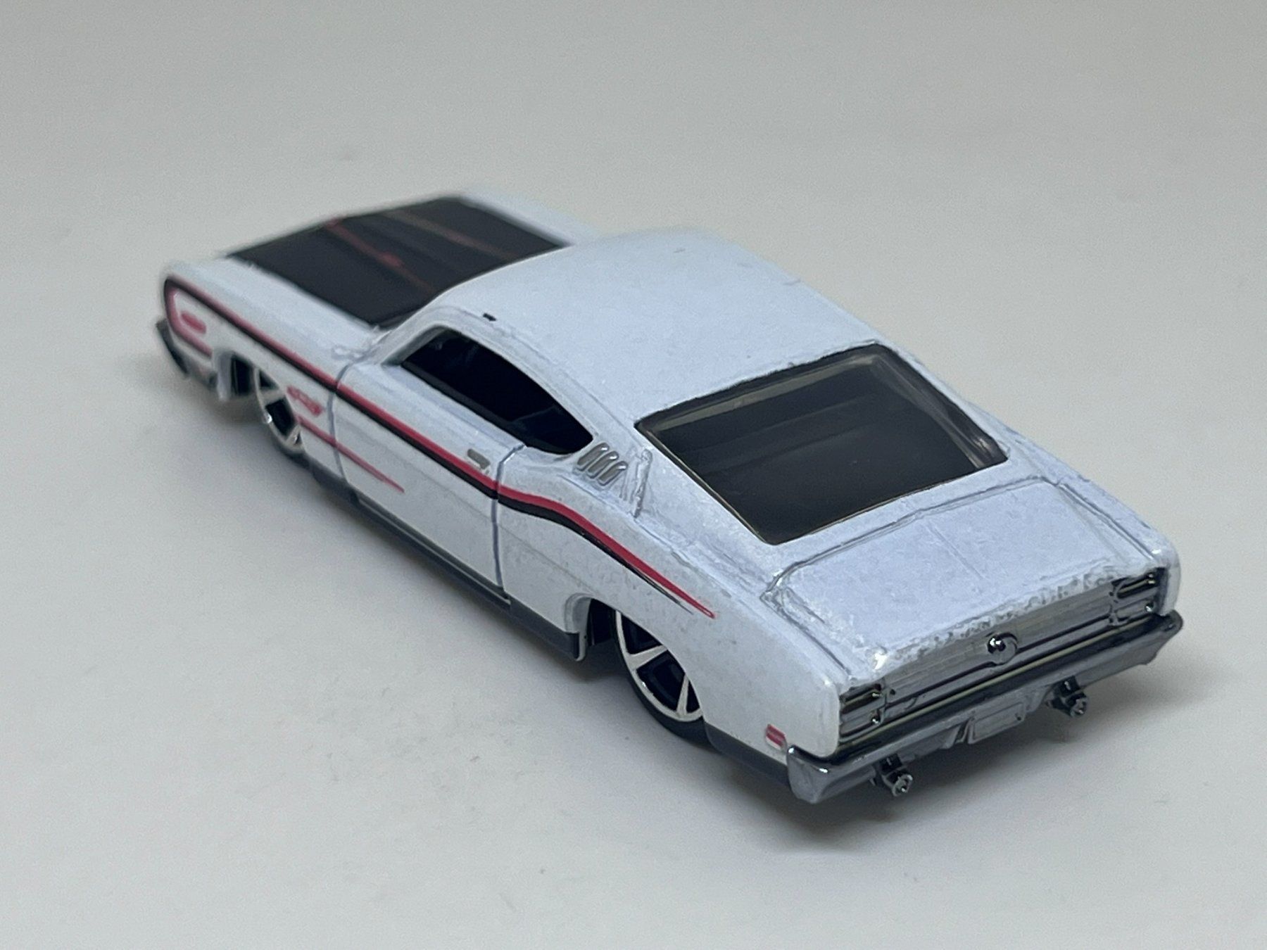 Hot Wheels Modellini d'auto: Hot Wheels '69 Ford Torino Talladega – Nuovo (secondo la descrizione) da Wildegg venduto da LaaBoutique 2