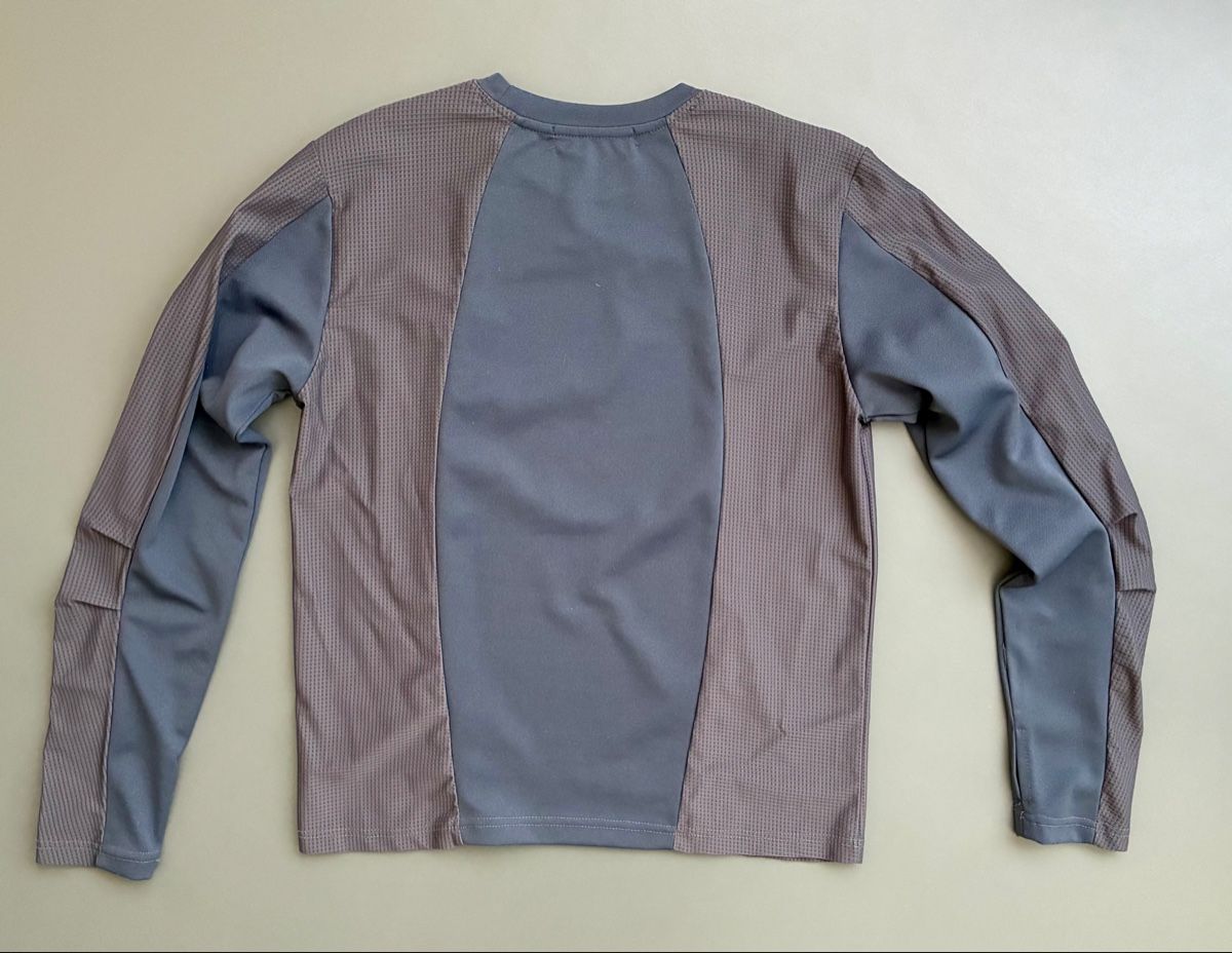 Top: FFFPOSTALSERVICE, Longsleeve – Nuovo (secondo la descrizione) da Zürich venduto da cla_pm5d 3