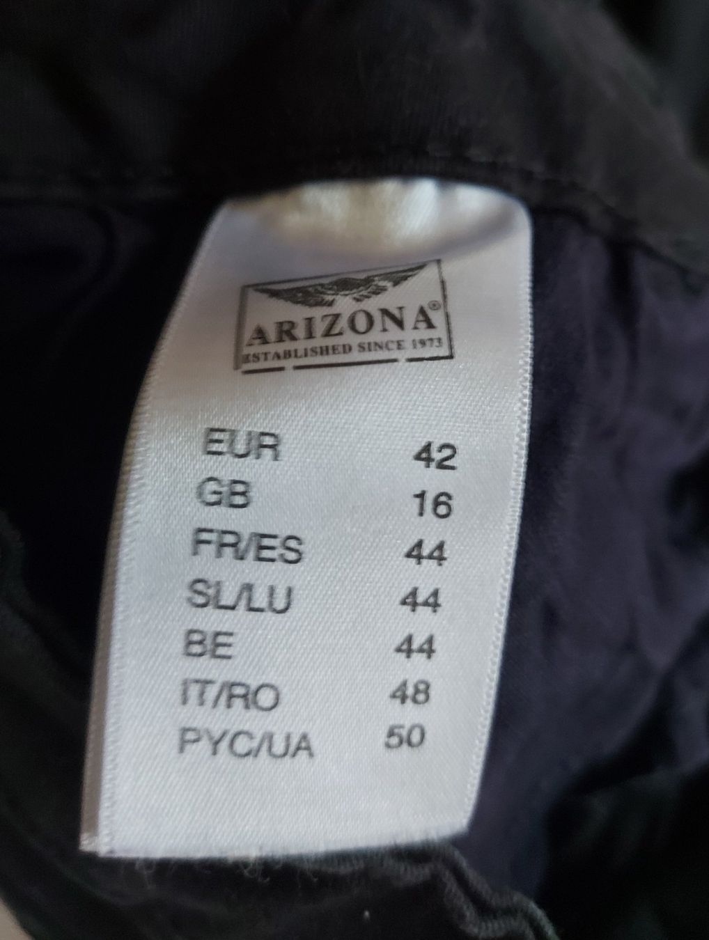 Arizona Jeans: schwarze Jeans von Arizona – Usato da Veyras venduto da kanema 2