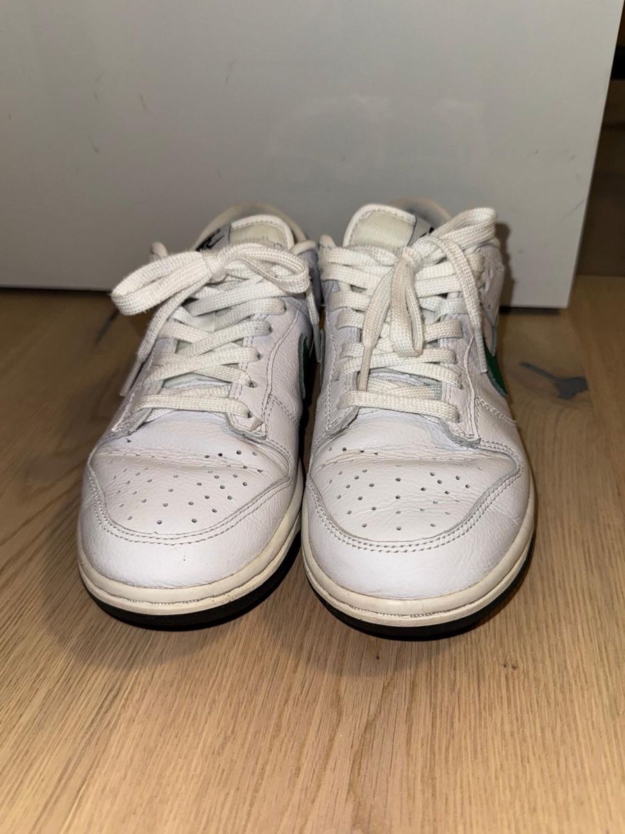 Scarpe da uomo: Nie Dunk - white/green – Usato da Zofingen venduto da ismail01a 1