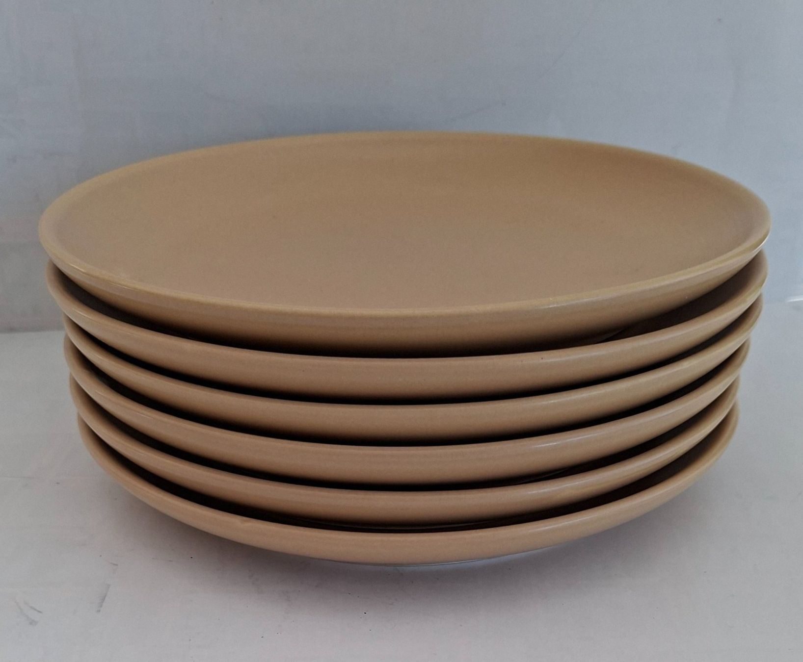 Rössler Piatti: 6 Teller Beige Rössler ? Teller Geschirr Set Vintage Look – Usato da Opfikon venduto da Diversamente
