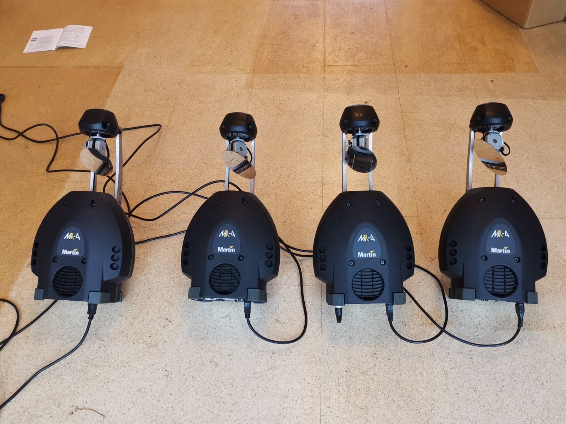 Mischpulte: 4 Martin MX-4 Scanner Set mit Controller - Top Zustand! – Neu und originalverpackt aus Gunzwil von Piotr888