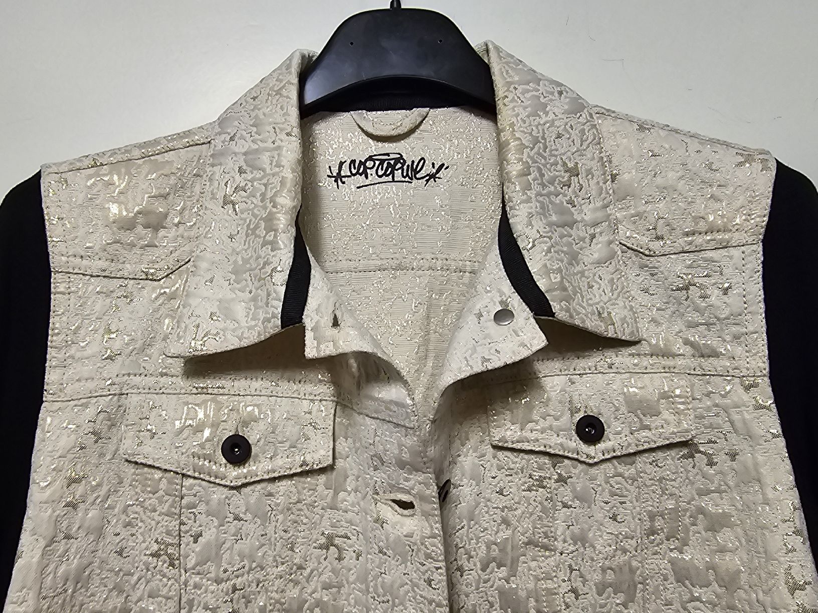 Giacche: Ensemble Neuf/Veste et Jupe/ Beige/Doré "Cop-Copine" – Nuovo (secondo la descrizione) da Basel venduto da Paloma6261 4